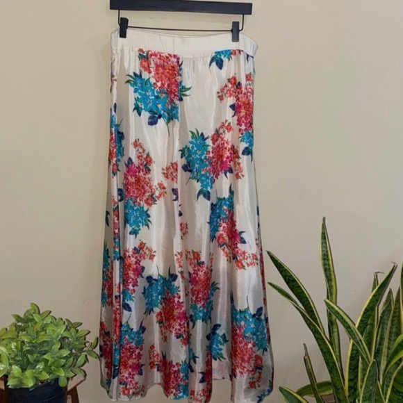 Johnny Was Silk Floral Maxi Skirt (S) - Picture 2 of 5
